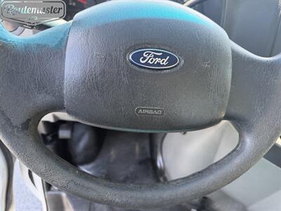 2015 Ford E-Series Van E-350 10' Box   - Photo 10 - Mount Joy, PA 17552