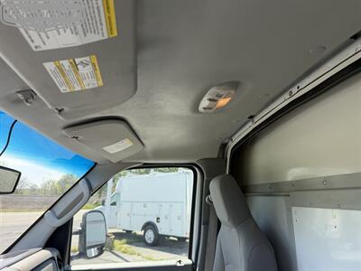 2015 Ford E-Series Van E-350 10' Box   - Photo 8 - Mount Joy, PA 17552