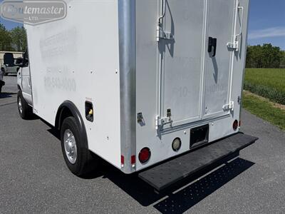 2015 Ford E-Series Van E-350 10' Box   - Photo 2 - Mount Joy, PA 17552