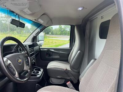 2015 Chevrolet Express 3500 10' KUV   - Photo 24 - Mount Joy, PA 17552