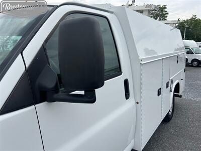 2015 Chevrolet Express 3500 10' KUV   - Photo 17 - Mount Joy, PA 17552