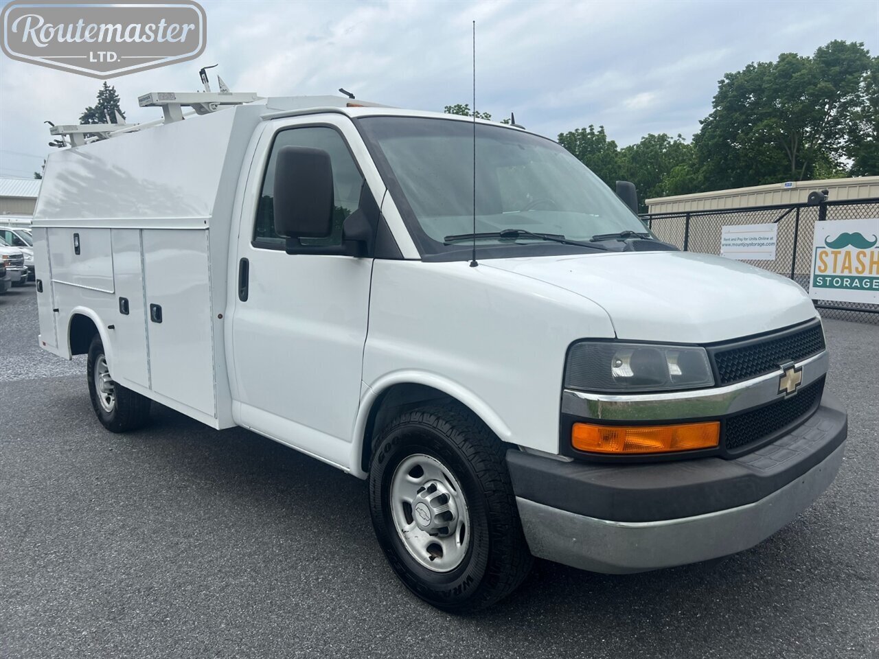 2015 Chevrolet Express 3500 10' KUV - Photo 1 - Mount Joy, PA 17552