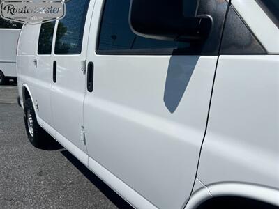 2016 GMC Savana 3500 Cargo   - Photo 7 - Mount Joy, PA 17552