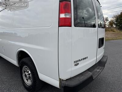2017 GMC Savana 3500 Cargo   - Photo 13 - Mount Joy, PA 17552