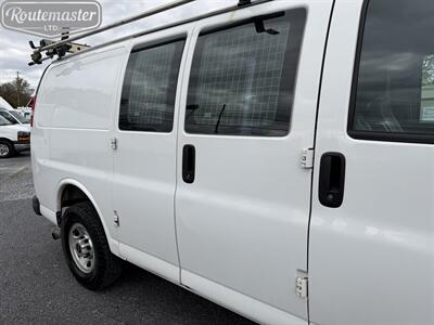 2017 GMC Savana 3500 Cargo   - Photo 5 - Mount Joy, PA 17552