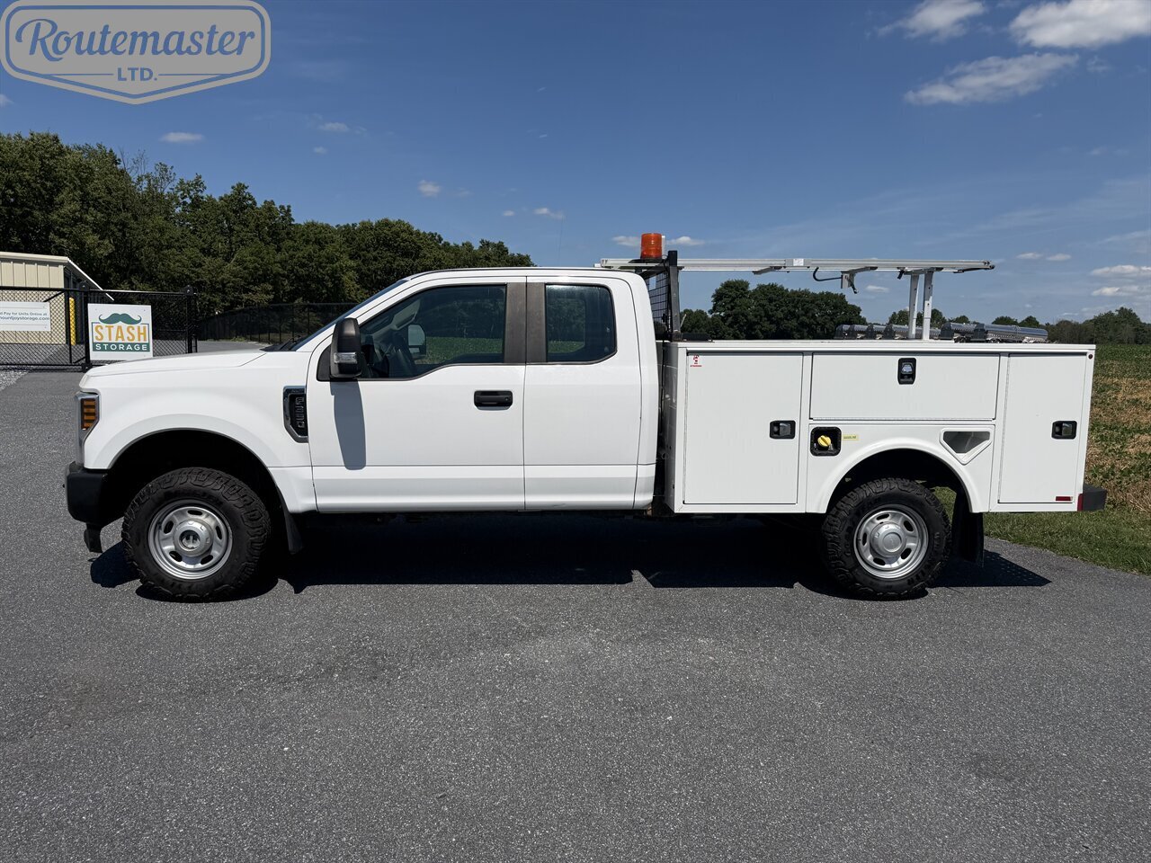 2019 Ford F-350 8' Open Utility - Photo 3 - Mount Joy, PA 17552