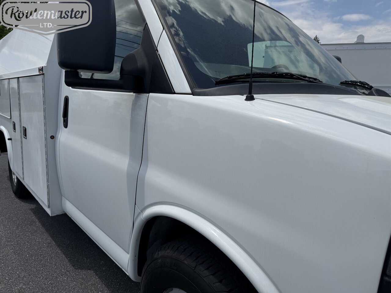 2010 GMC Savana 3500 10' KUV - Photo 30 - Mount Joy, PA 17552