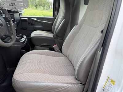 2010 GMC Savana 3500 10' KUV - Photo 19 - Mount Joy, PA 17552
