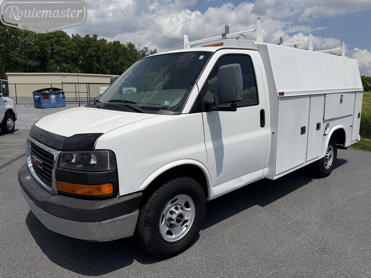 2010 GMC Savana 3500 10' KUV   - Photo 1 - Mount Joy, PA 17552