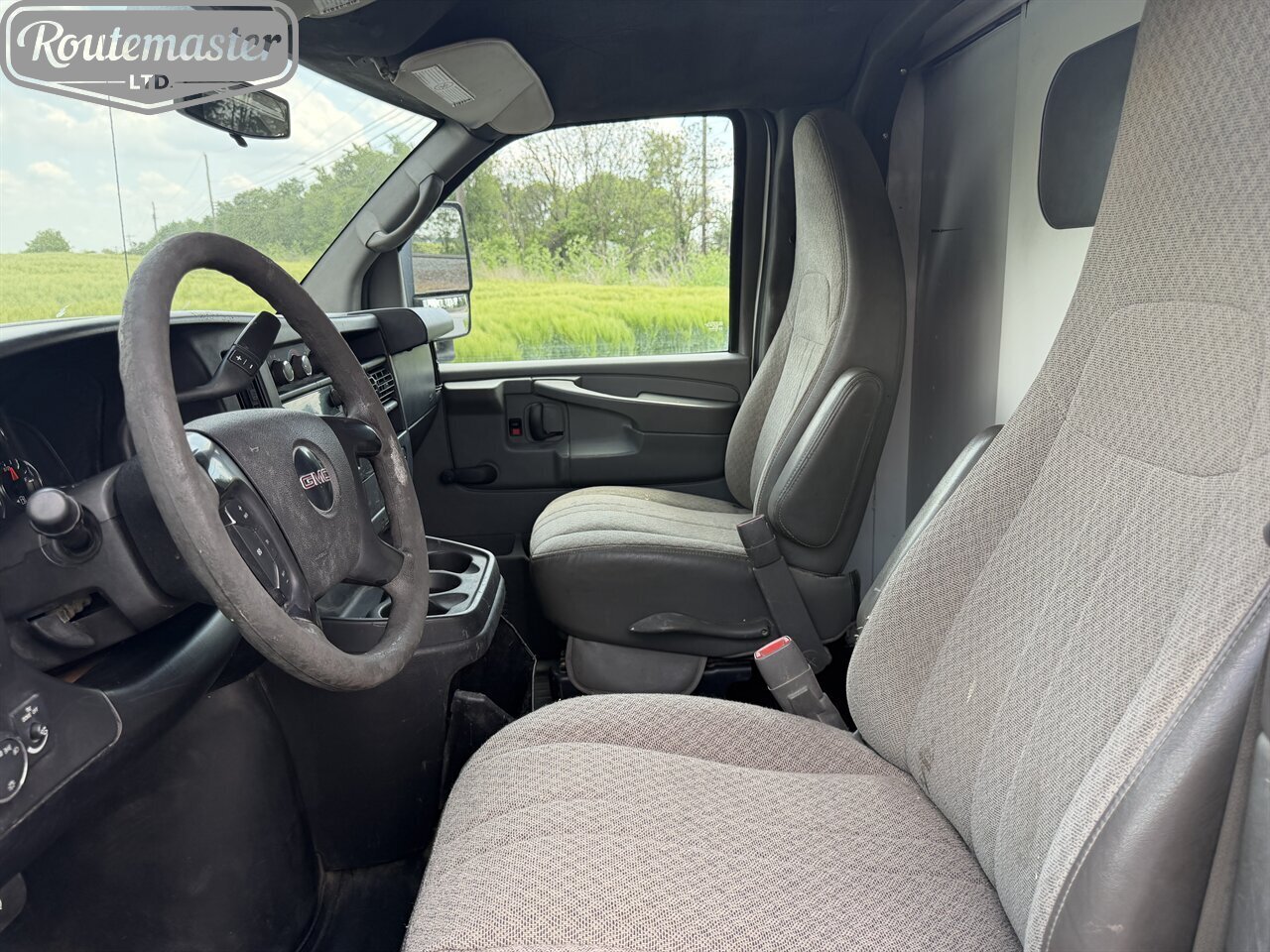 2010 GMC Savana 3500 10' KUV - Photo 17 - Mount Joy, PA 17552