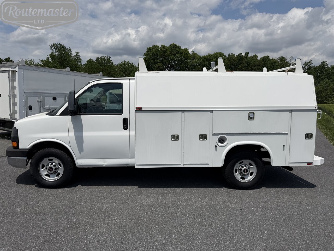 2010 GMC Savana 3500 10' KUV - Photo 6 - Mount Joy, PA 17552