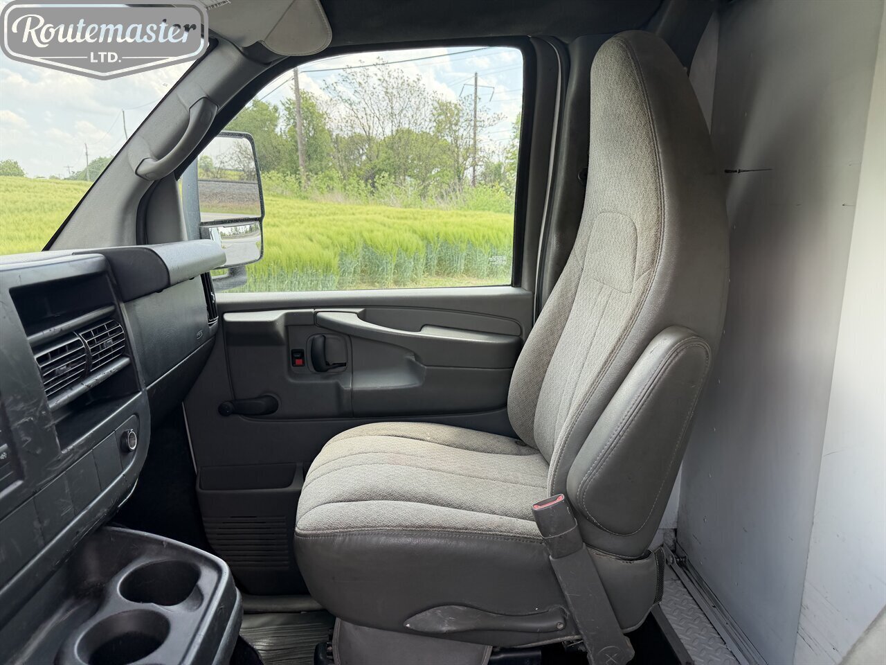 2010 GMC Savana 3500 10' KUV - Photo 20 - Mount Joy, PA 17552