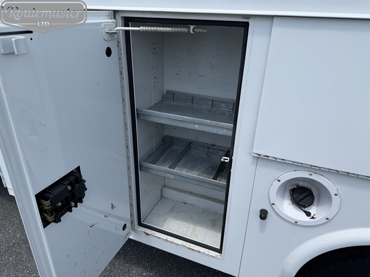 2010 GMC Savana 3500 10' KUV - Photo 12 - Mount Joy, PA 17552