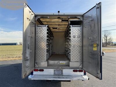 2018 Isuzu NPR 14' Box - Photo 13 - Mount Joy, PA 17552