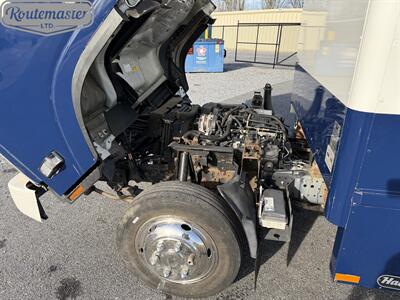 2018 Isuzu NPR 14' Box - Photo 2 - Mount Joy, PA 17552