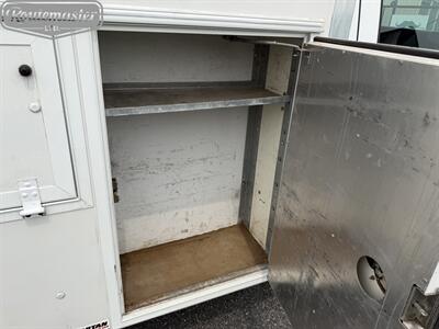 2016 Chevrolet Express 3500 10' Utility   - Photo 18 - Mount Joy, PA 17552