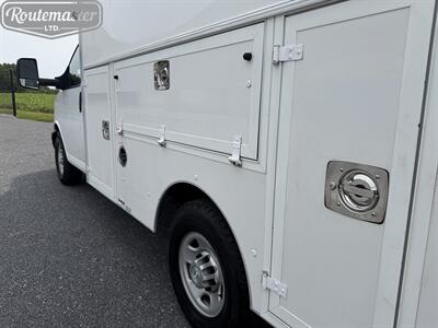 2016 Chevrolet Express 3500 10' Utility   - Photo 32 - Mount Joy, PA 17552
