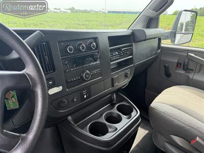 2016 Chevrolet Express 3500 10' Utility   - Photo 9 - Mount Joy, PA 17552