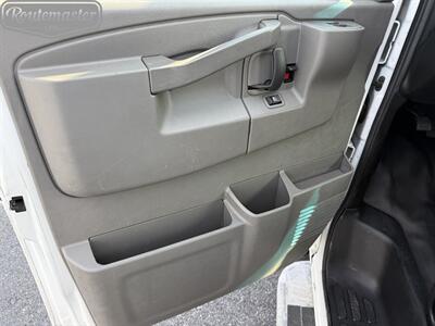 2018 GMC Savana 2500 Cargo - Photo 11 - Mount Joy, PA 17552