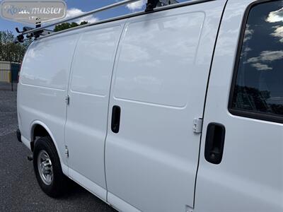 2017 Chevrolet Express 2500 Cargo   - Photo 7 - Mount Joy, PA 17552