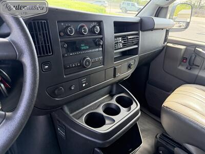 2017 Chevrolet Express 2500 Cargo   - Photo 17 - Mount Joy, PA 17552