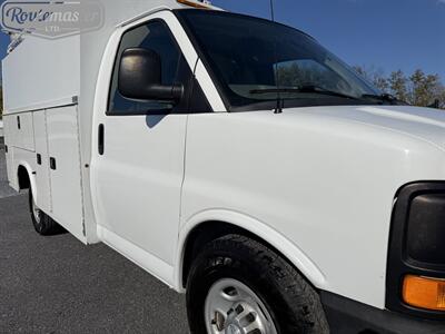 2015 Chevrolet Express 3500 10' KUV - Photo 16 - Mount Joy, PA 17552