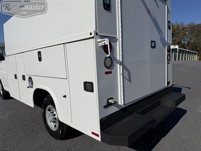 2015 Chevrolet Express 3500 10' KUV - Photo 8 - Mount Joy, PA 17552