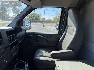 2015 Chevrolet Express 3500 10' KUV - Photo 32 - Mount Joy, PA 17552