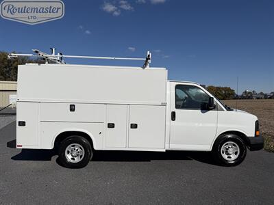 2015 Chevrolet Express 3500 10' KUV - Photo 18 - Mount Joy, PA 17552