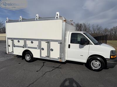 2019 Chevrolet Express 3500 14' Utility   - Photo 1 - Mount Joy, PA 17552