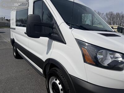 2022 Ford Transit 250 Mid Roof Cargo   - Photo 12 - Mount Joy, PA 17552