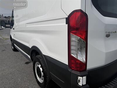 2022 Ford Transit 250 Mid Roof Cargo   - Photo 8 - Mount Joy, PA 17552