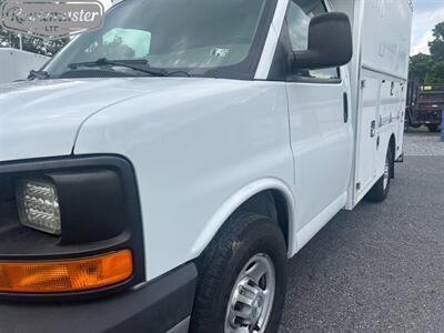 2017 Chevrolet Express 3500 10' Utility   - Photo 29 - Mount Joy, PA 17552