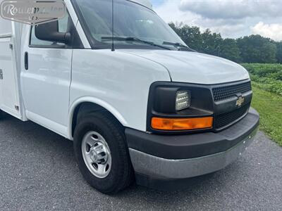 2017 Chevrolet Express 3500 10' Utility   - Photo 2 - Mount Joy, PA 17552