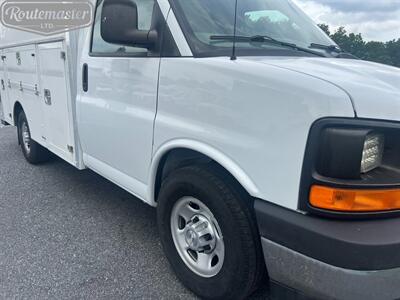 2017 Chevrolet Express 3500 10' Utility   - Photo 3 - Mount Joy, PA 17552