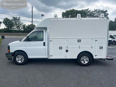 2017 Chevrolet Express 3500 10' Utility   - Photo 25 - Mount Joy, PA 17552