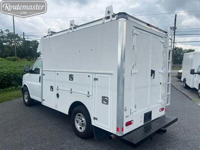 2017 Chevrolet Express 3500 10' Utility   - Photo 18 - Mount Joy, PA 17552