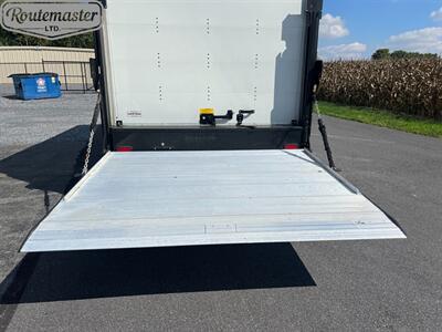 2020 Isuzu NPR 16' Box W/Lift   - Photo 19 - Mount Joy, PA 17552