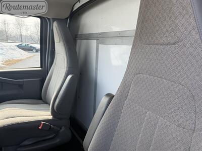2018 Chevrolet Express 3500 10' Utility   - Photo 28 - Mount Joy, PA 17552