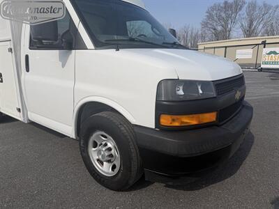 2018 Chevrolet Express 3500 10' Utility   - Photo 11 - Mount Joy, PA 17552