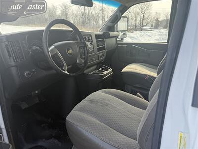 2018 Chevrolet Express 3500 10' Utility   - Photo 26 - Mount Joy, PA 17552