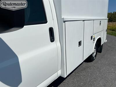 2018 Chevrolet Express 3500 11' Utility   - Photo 29 - Mount Joy, PA 17552