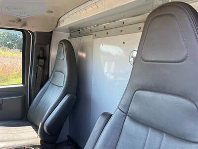 2018 Chevrolet Express 3500 11' Utility   - Photo 20 - Mount Joy, PA 17552