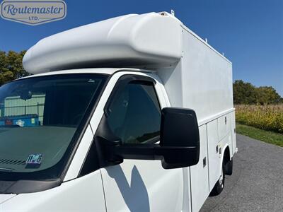 2018 Chevrolet Express 3500 11' Utility   - Photo 28 - Mount Joy, PA 17552