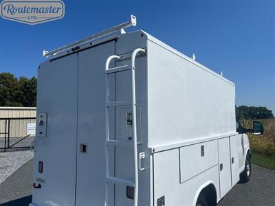 2018 Chevrolet Express 3500 11' Utility   - Photo 8 - Mount Joy, PA 17552