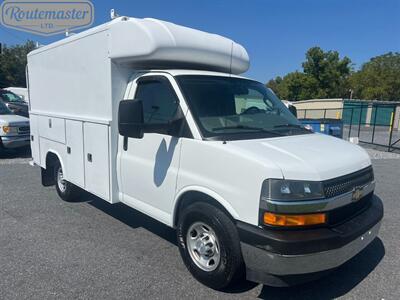 2018 Chevrolet Express 3500 11' Utility   - Photo 1 - Mount Joy, PA 17552