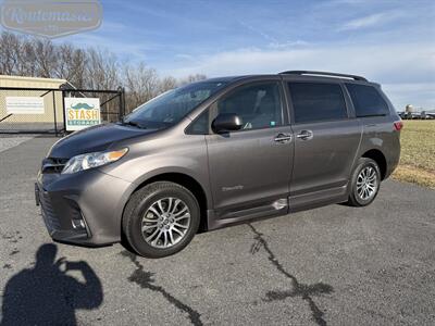 2019 Toyota Sienna XLE Handicap   - Photo 22 - Mount Joy, PA 17552