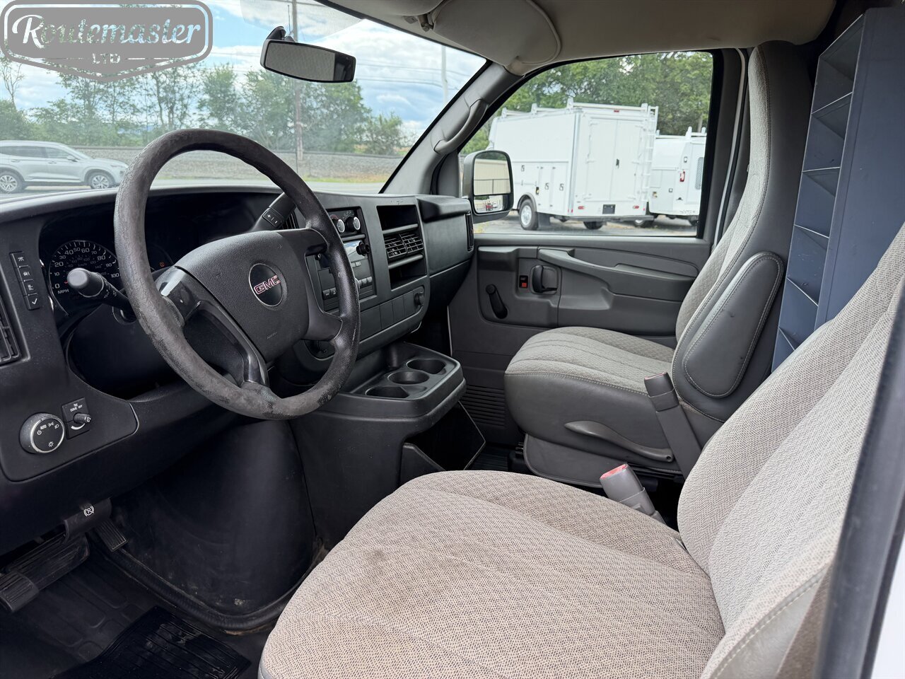 2012 GMC Savana 3500 10' Utility - Photo 29 - Mount Joy, PA 17552