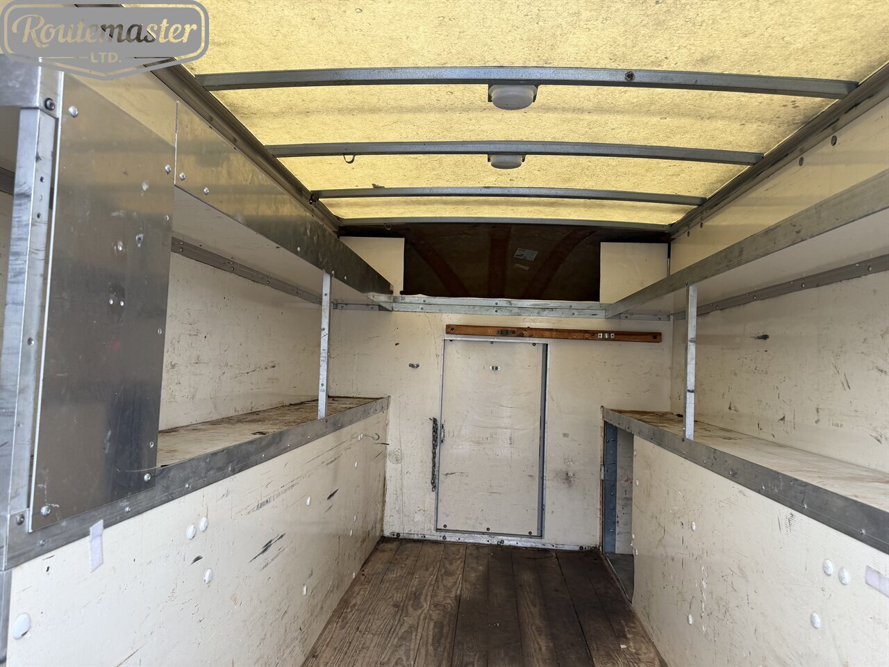 2012 GMC Savana 3500 10' Utility - Photo 15 - Mount Joy, PA 17552
