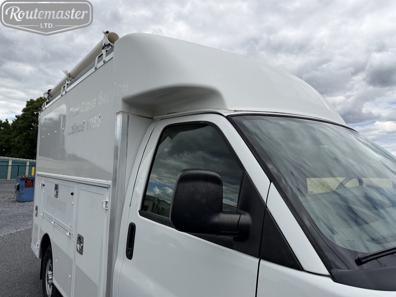 2012 GMC Savana 3500 10' Utility - Photo 4 - Mount Joy, PA 17552